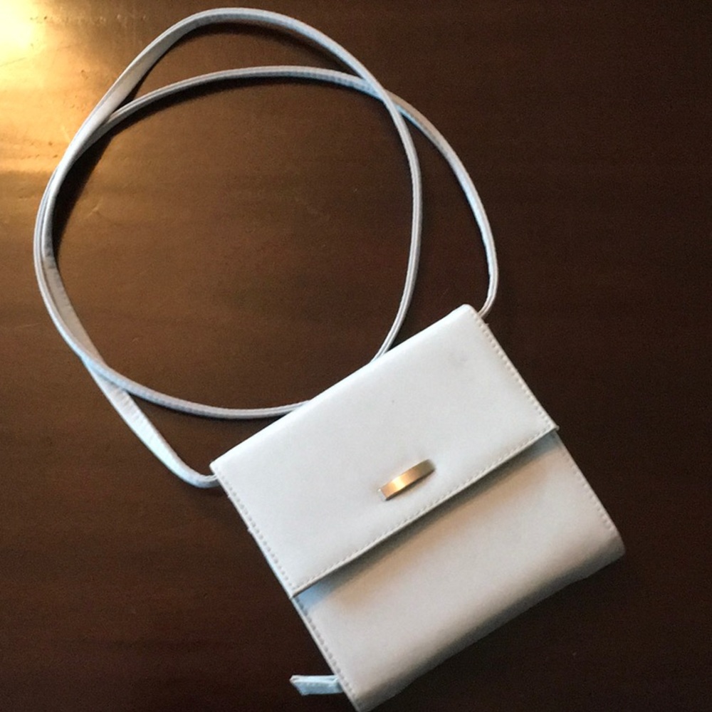 NWOT Silver Crossbody Wallet